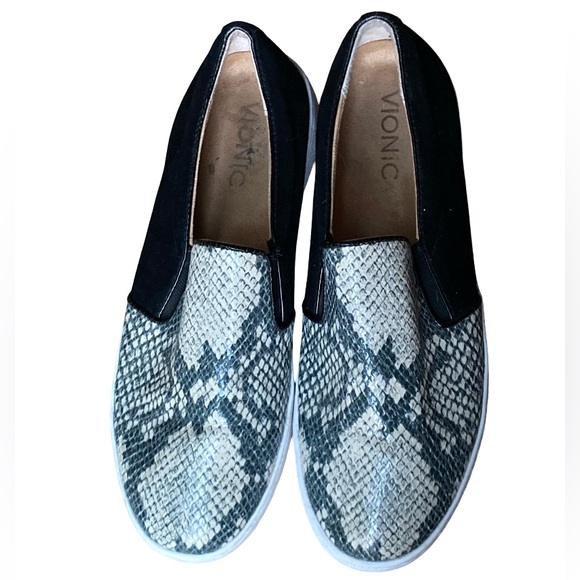 Vionic Splendid snakeskin black tan slip-on supportive casual sneakers size 7 - Picture 5 of 9